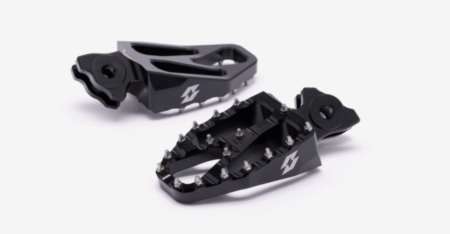 FOOTPEG SET