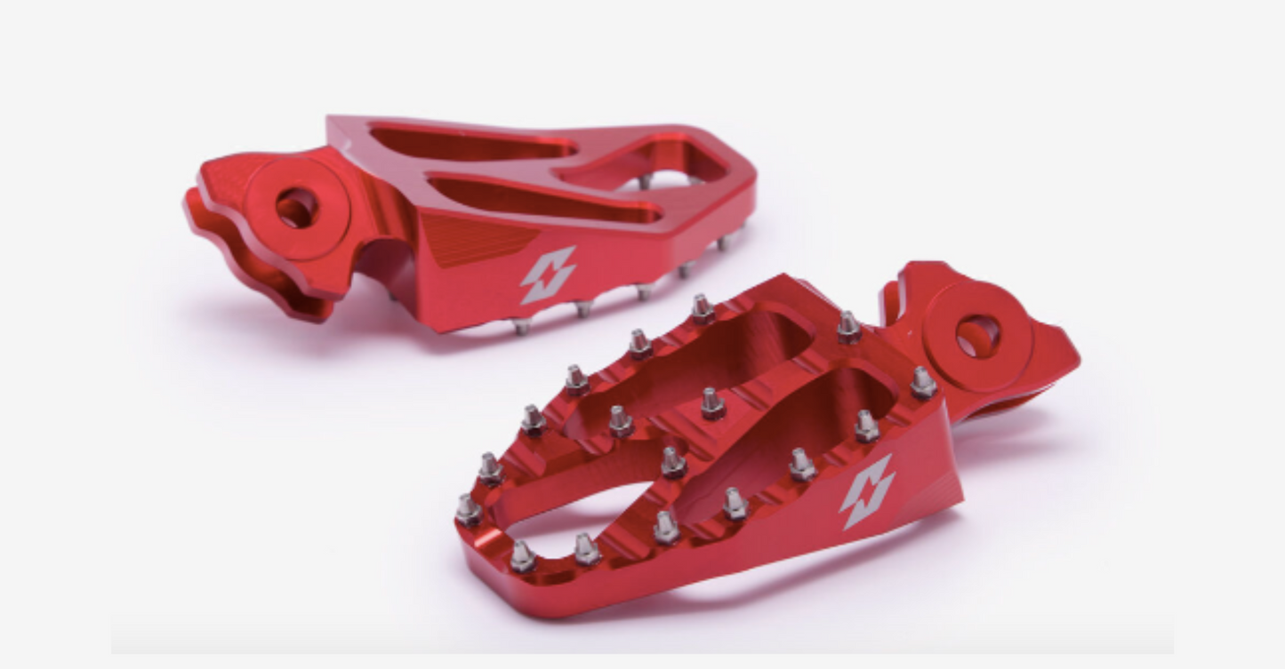FOOTPEG SET