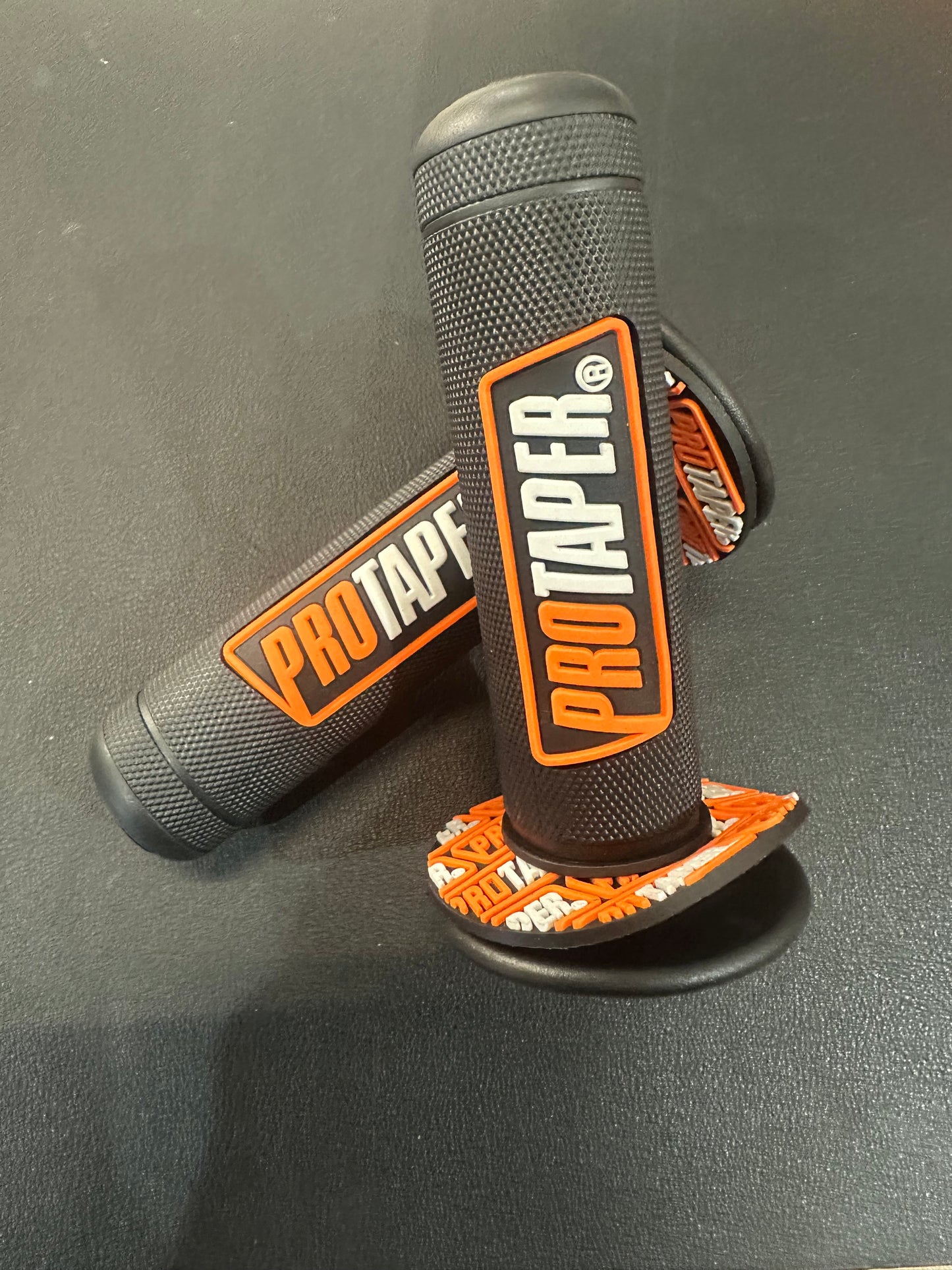 Pro taper handle bar grips