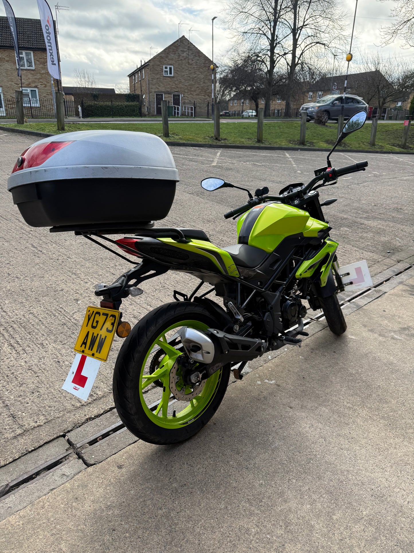 Benelli Bn 125 with delivery balance