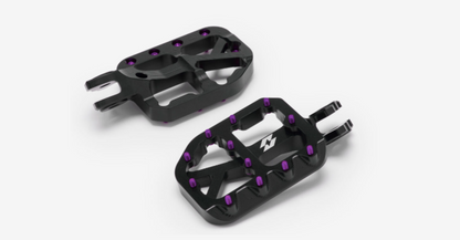 BLACK FOOTPEG SET