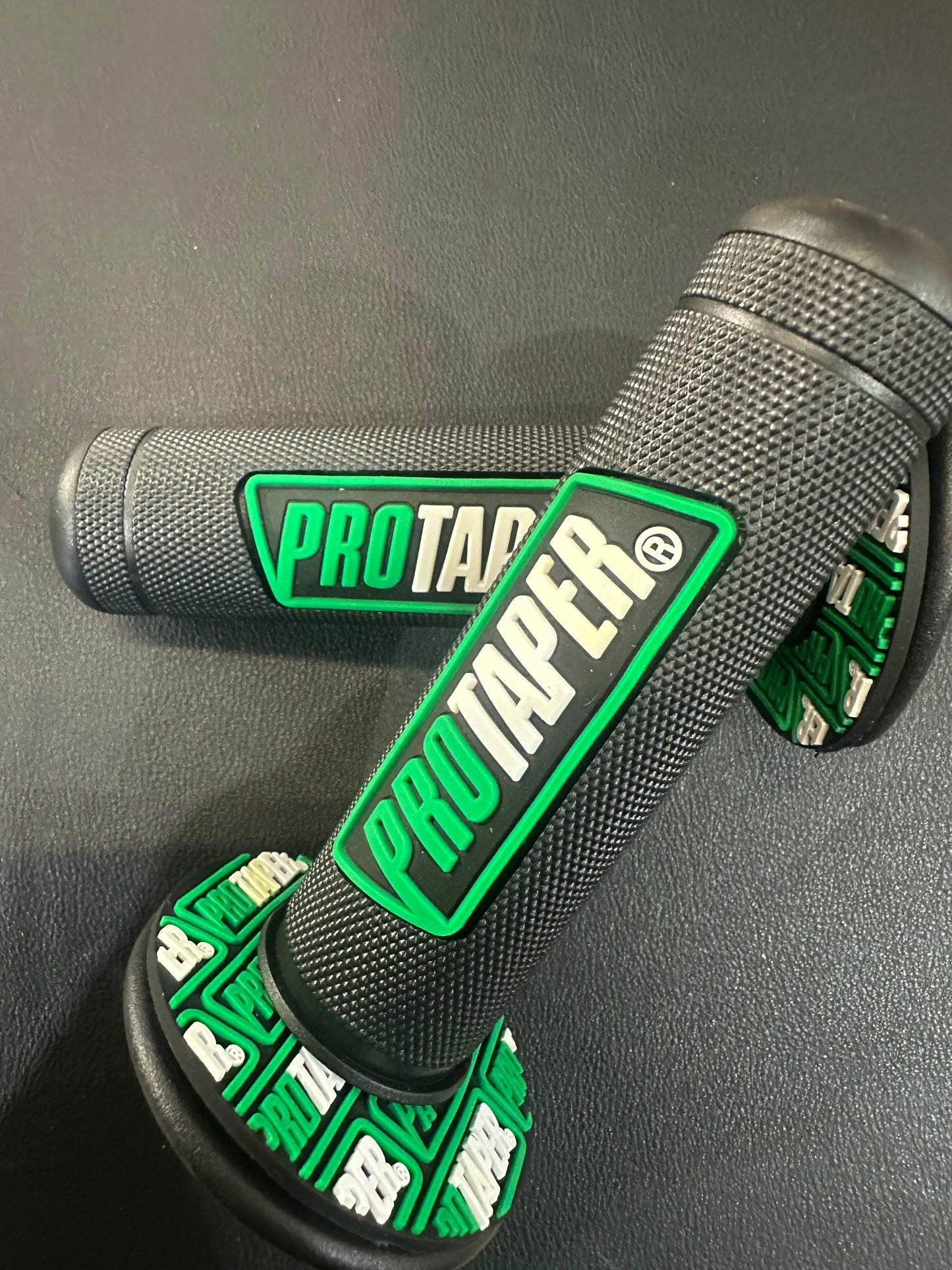 Pro taper handle bar grips