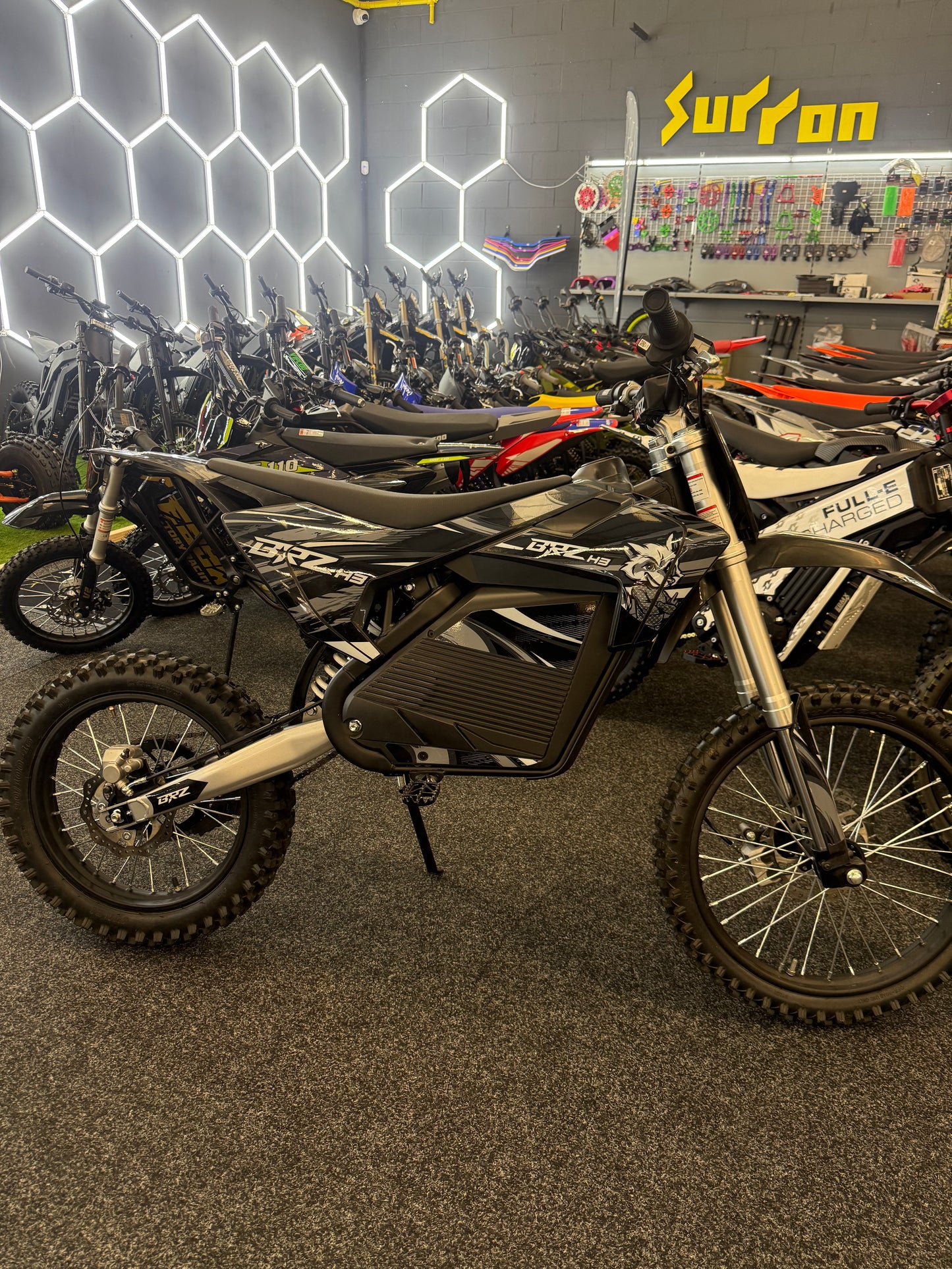 BRZ 72V 5000W Electric Dirt Bike – Like New – Fast UK Delivery